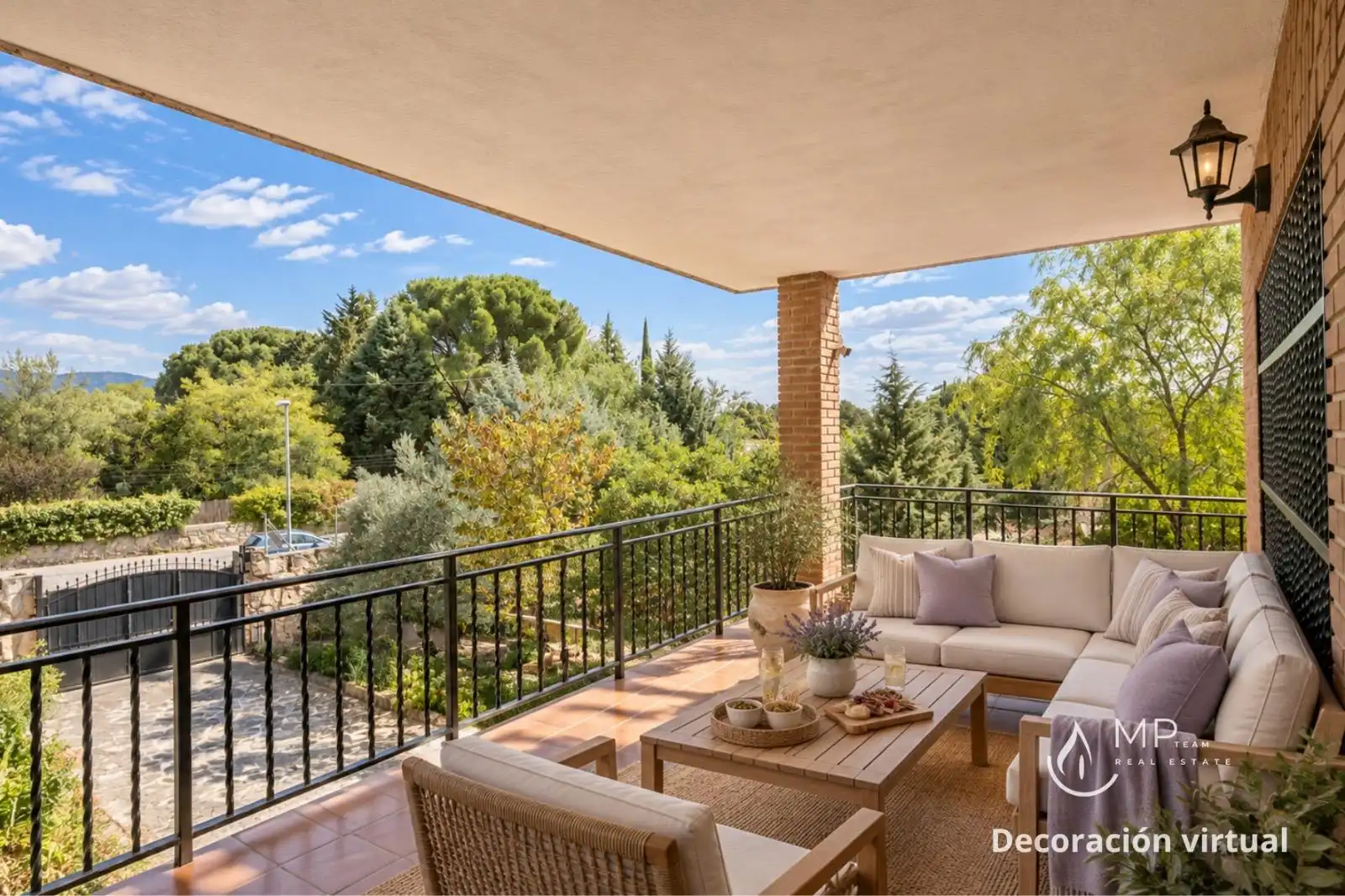 Houses for sale in Casa Amarilla