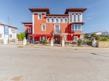 Hôtel à vendre à Valle de Losa