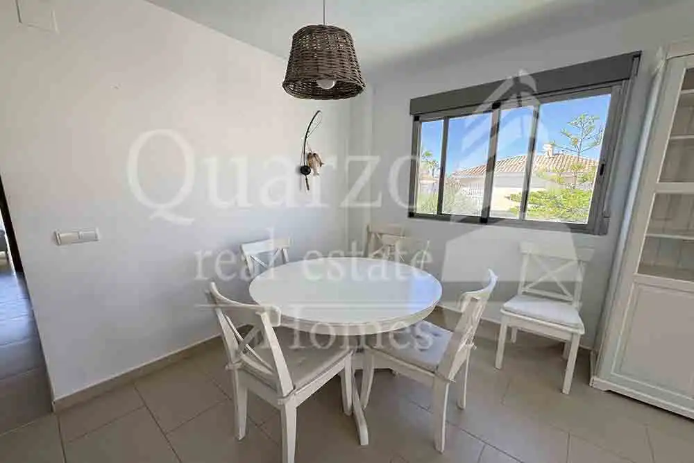 Außenansicht von Maisonette zum Verkauf in Oliva mit Klimaanlage, Terrasse und Möbliert