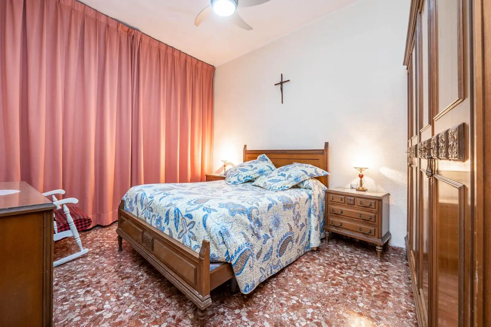 Schlafzimmer von Wohnung zum Verkauf in Granada