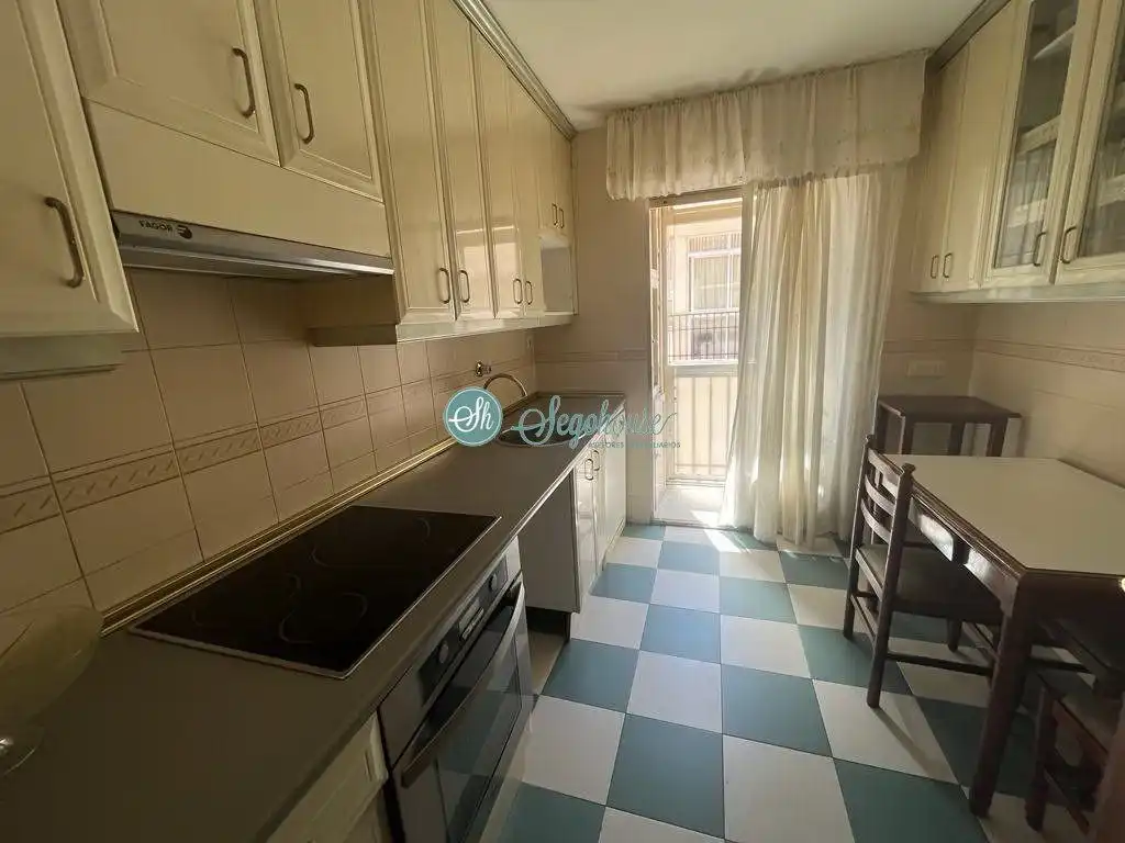 Kitchen of Flat for sale in Segovia  with Heating, Parquet flooring and Terrace