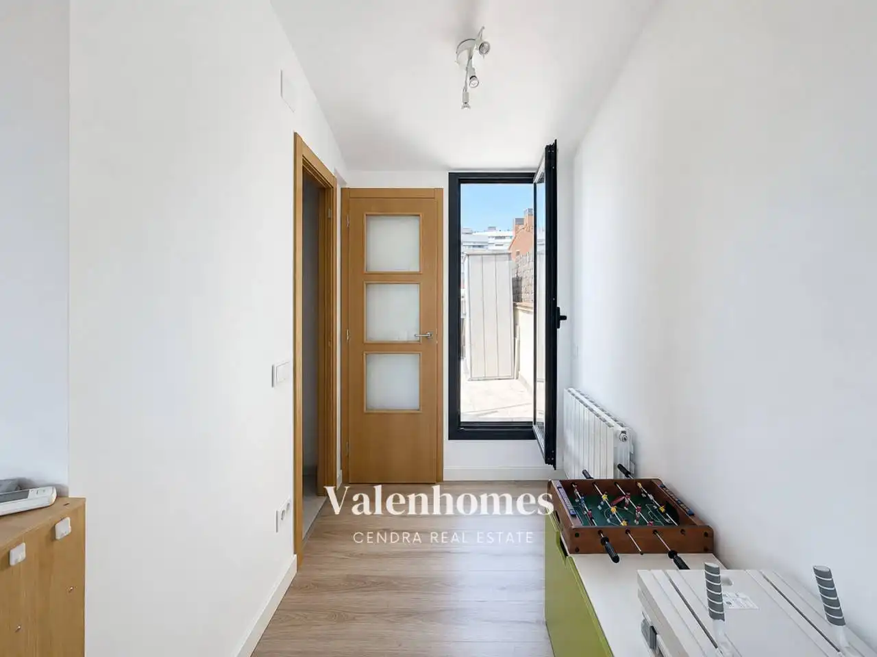 Vista exterior de Casa o xalet en venda en Terrassa amb Aire condicionat, Calefacció i Terrassa