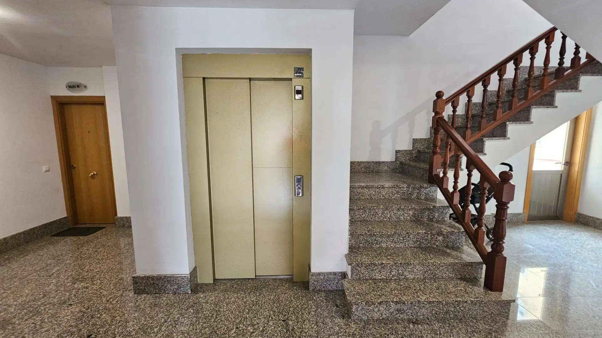 Ático en venta en Ares con Jardín privado, Terraza y Piscina comunitaria