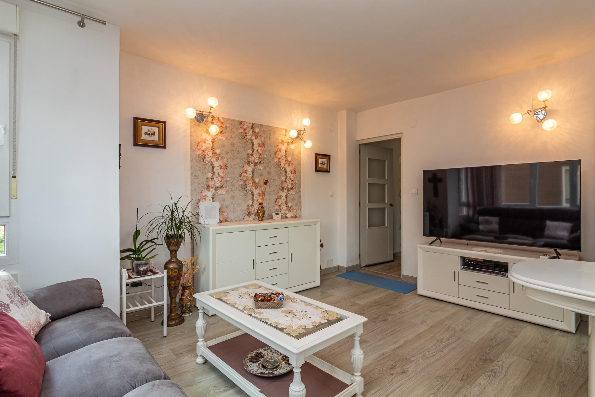 Living room of Flat for sale in Almazora / Almassora  with Heating, Furnished and Balcony