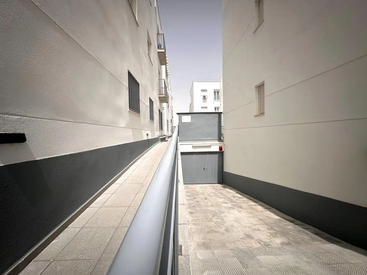 Vista exterior de Pis en venda en Las Gabias amb Aire condicionat i Piscina comunitària