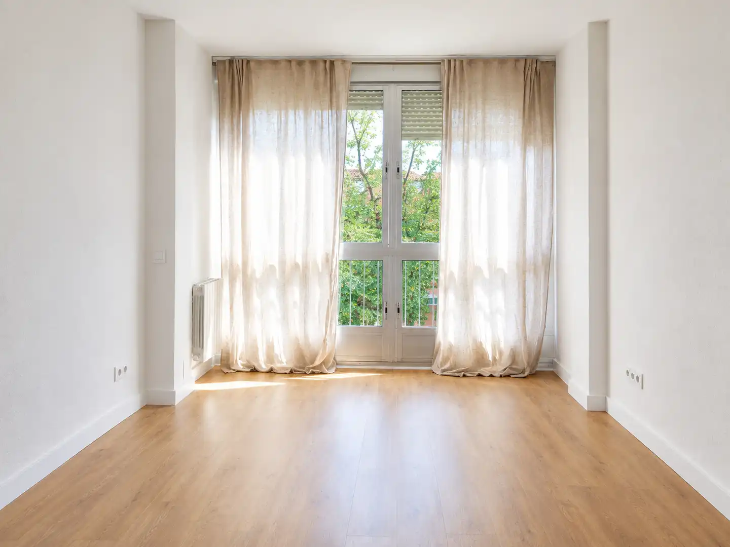 Bedroom of Flat for sale in Madrid  with Heating, Oven and Washing machine
