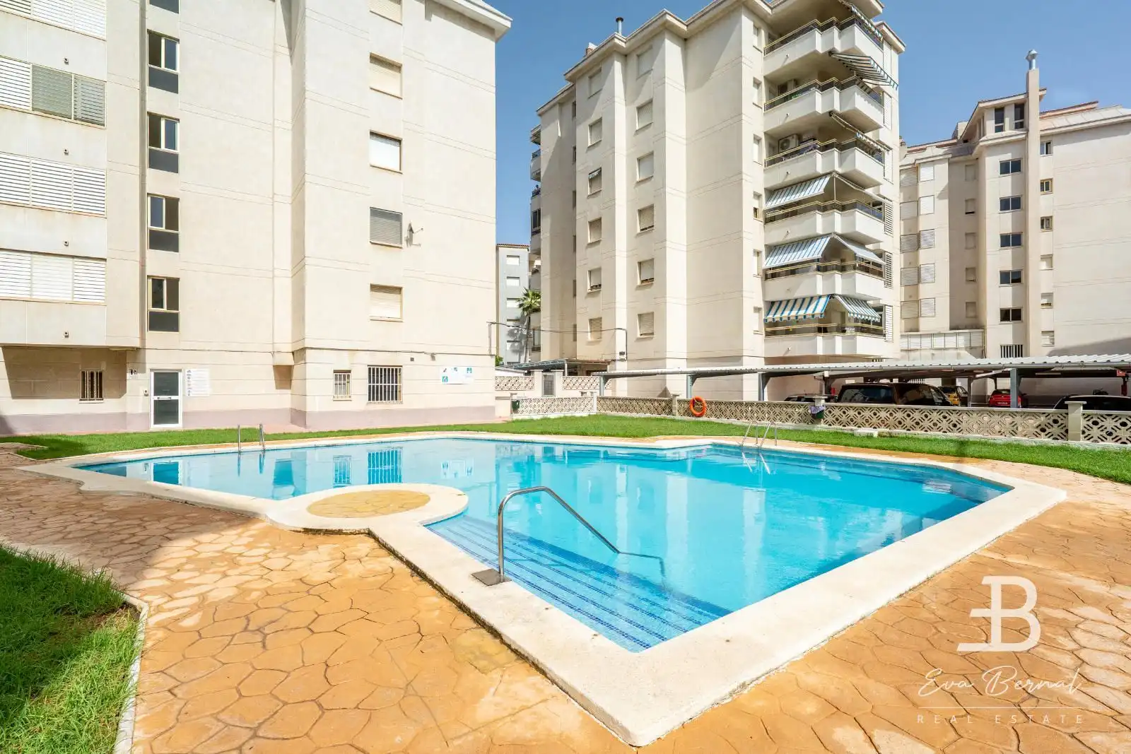 Schwimmbecken von Wohnung zum Verkauf in Vila-seca mit Klimaanlage, Heizung und Privatgarten