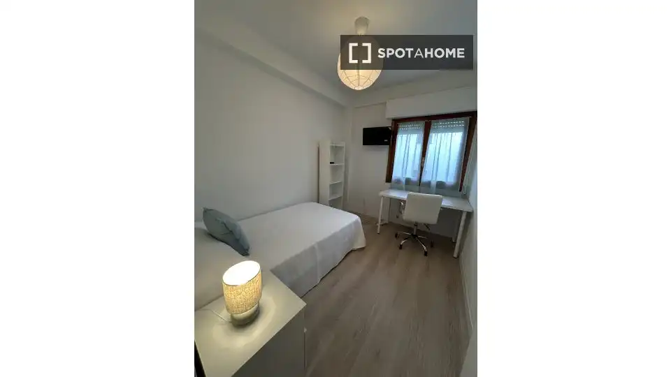 Habitación de Piso para compartir en José Zorrilla - Padre Claret