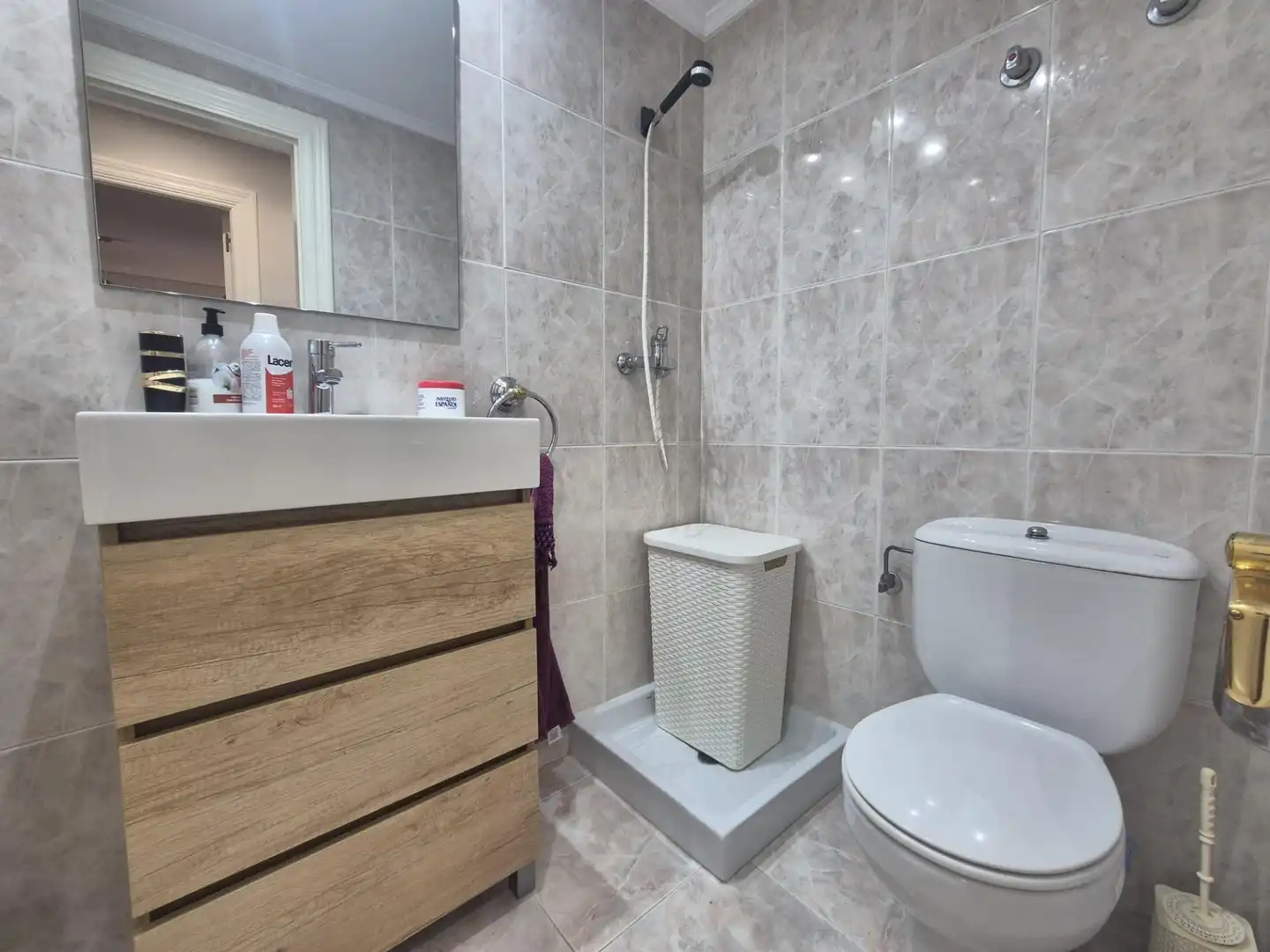 Bathroom of Flat for sale in Zalla , Bizkaia