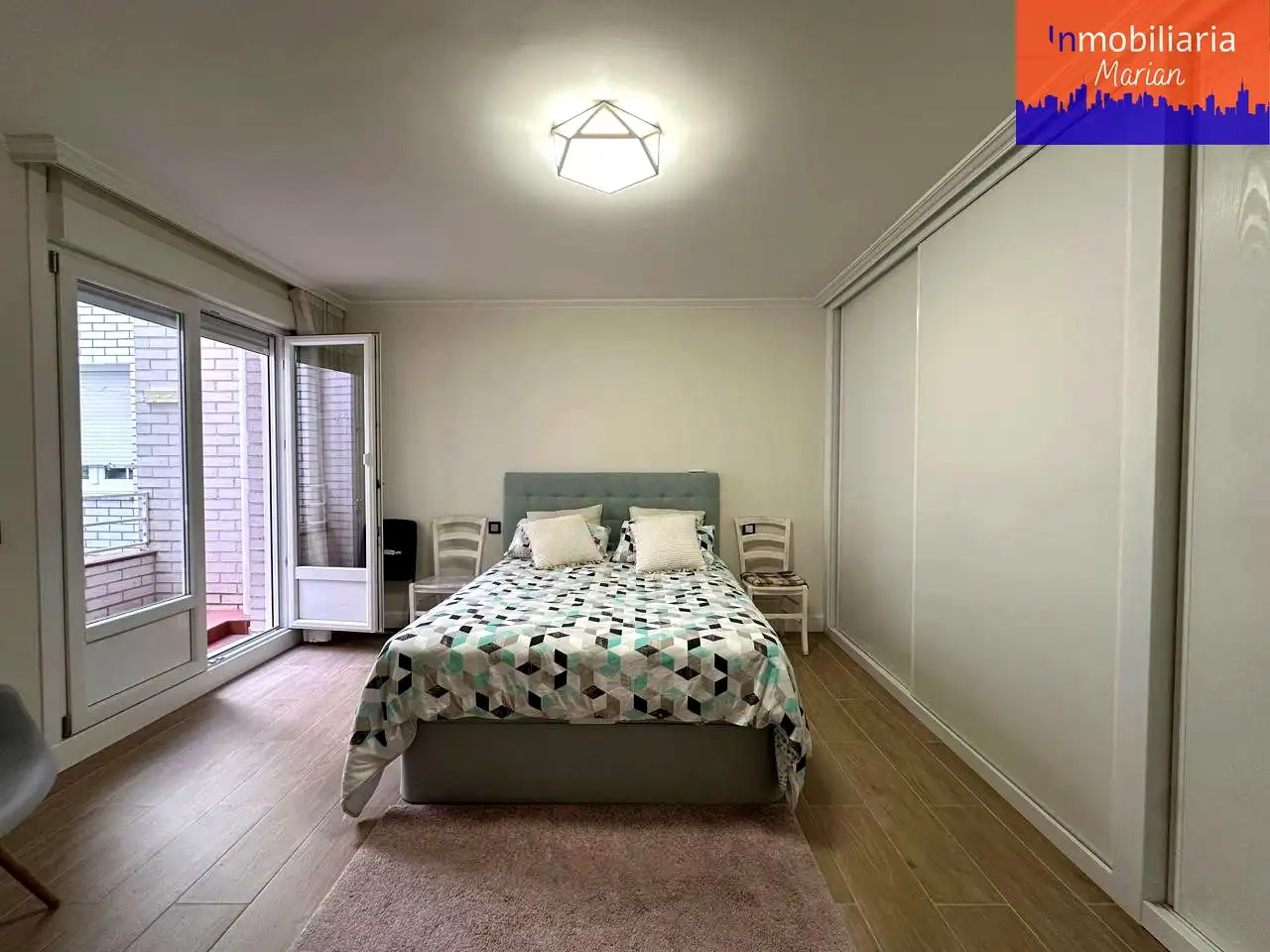 Bedroom of Flat for sale in Aranda de Duero  with Heating, Terrace and Furnished