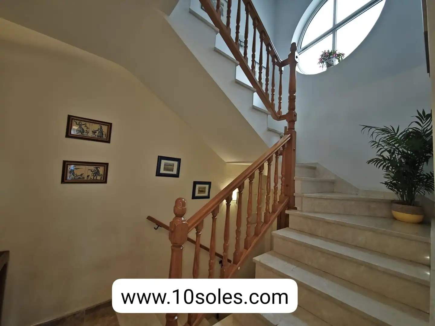 Casa adosada en venda en Orihuela amb Aire condicionat, Calefacció i Jardí privat