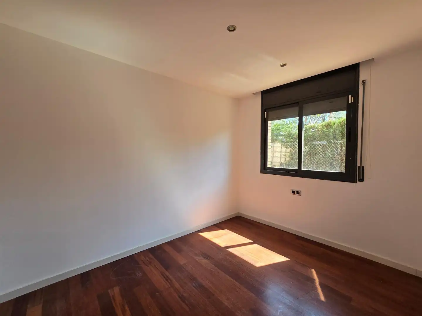 Bedroom of Houses for sale in Rubí  with Heating, Private garden and Parquet flooring