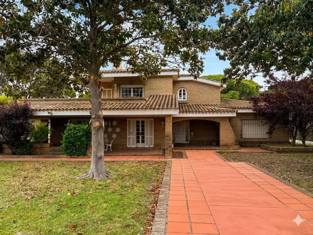 Außenansicht von Haus oder Chalet zum Verkauf in El Puerto de Santa María mit Privatgarten, Terrasse und Abstellraum
