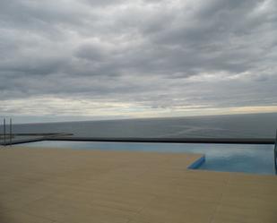 Piscina de Pis de lloguer en Mataró amb Aire condicionat, Calefacció i Parquet