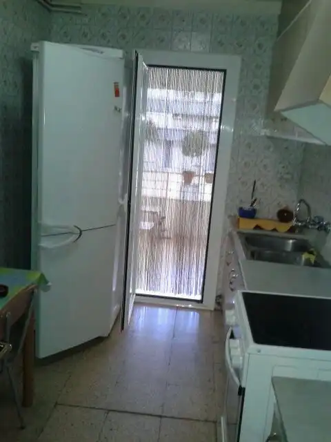 Cuina de Pis en venda en Salt amb Calefacció i Terrassa