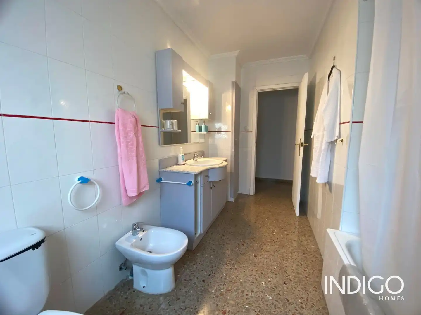 Baño de Ático en venta en Alicante / Alacant con Calefacción, Terraza y Amueblado