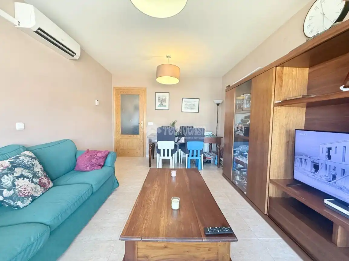 Living room of Flat for sale in Alovera  with Air Conditioner, Furnished and Balcony