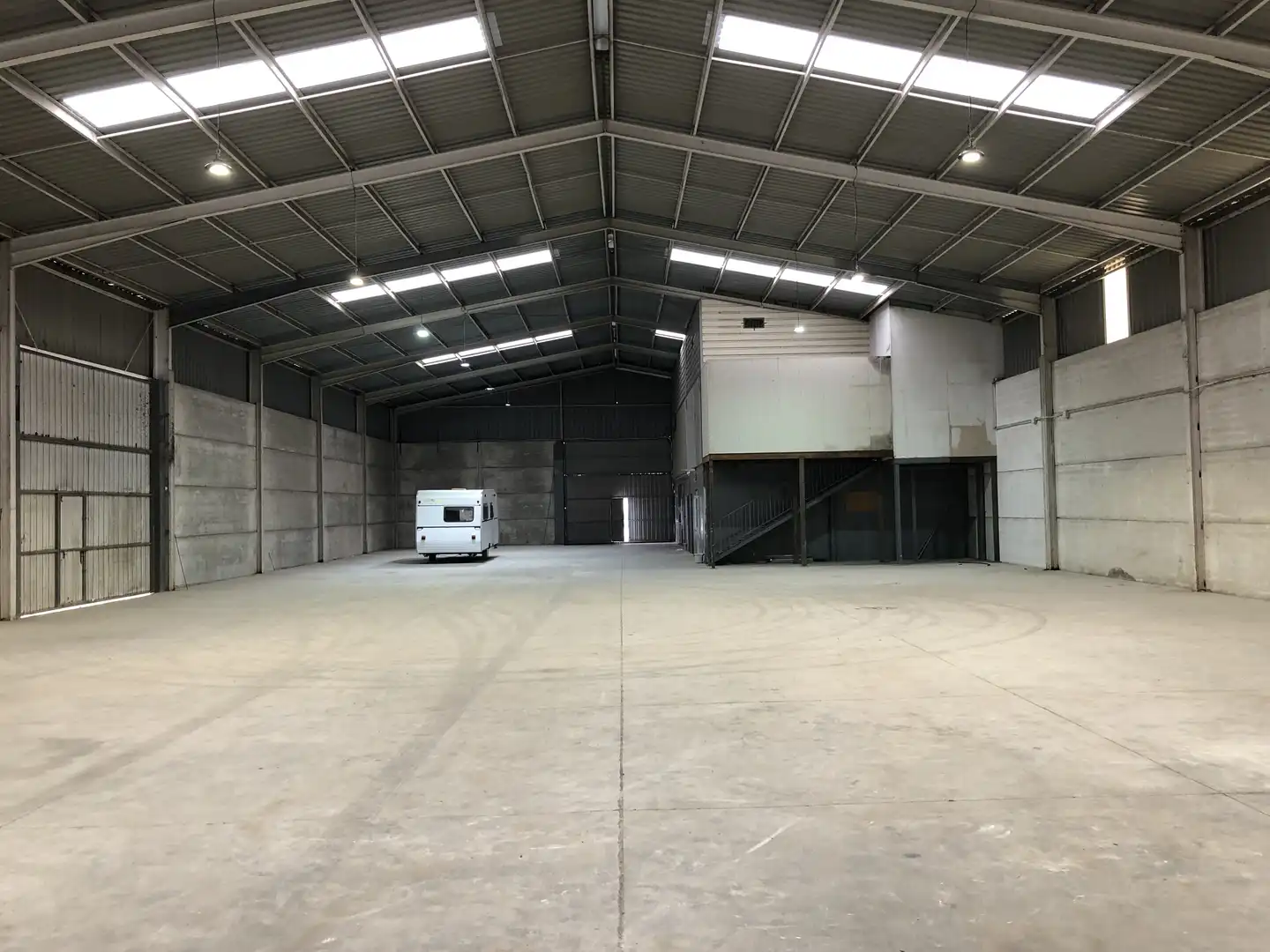 Nave industrial de alquiler en Villafranca de Córdoba