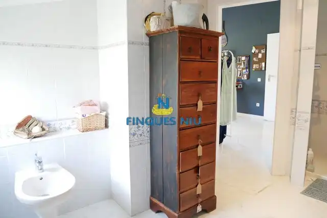 Casa con piscina en venta en Carrer Sant Martí, imagen 137
