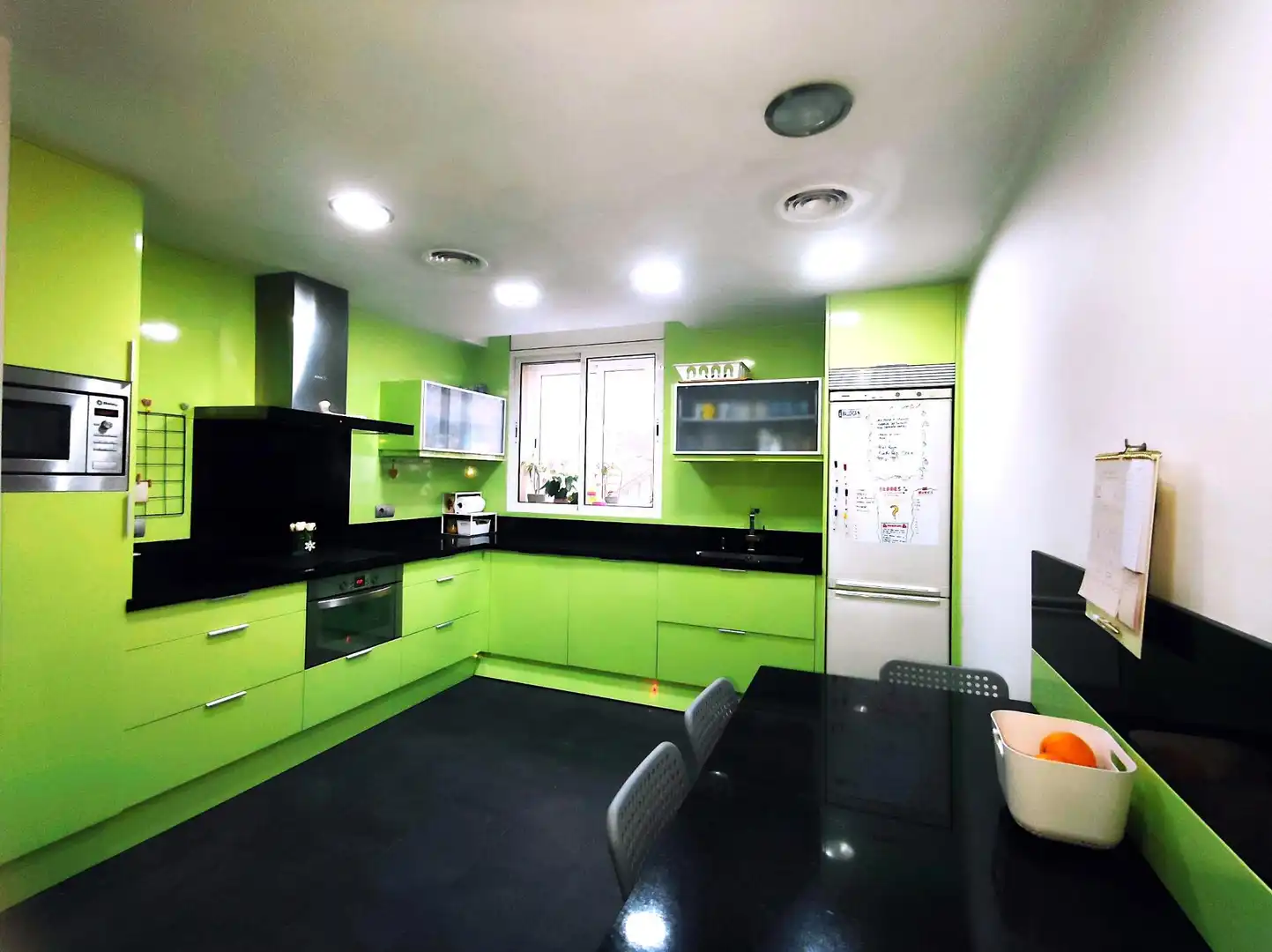 Cocina de Casa o chalet en venta en Barcelona con Aire acondicionado, Parquet y Terraza