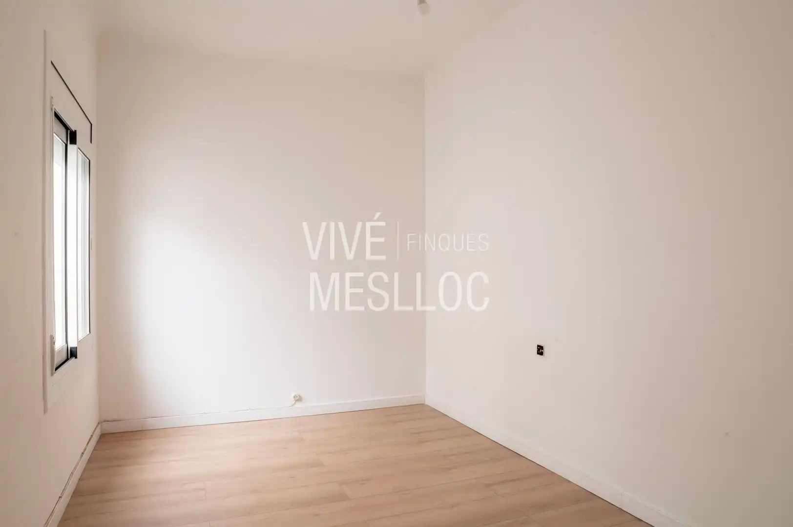 Bedroom of Flat for sale in El Masnou