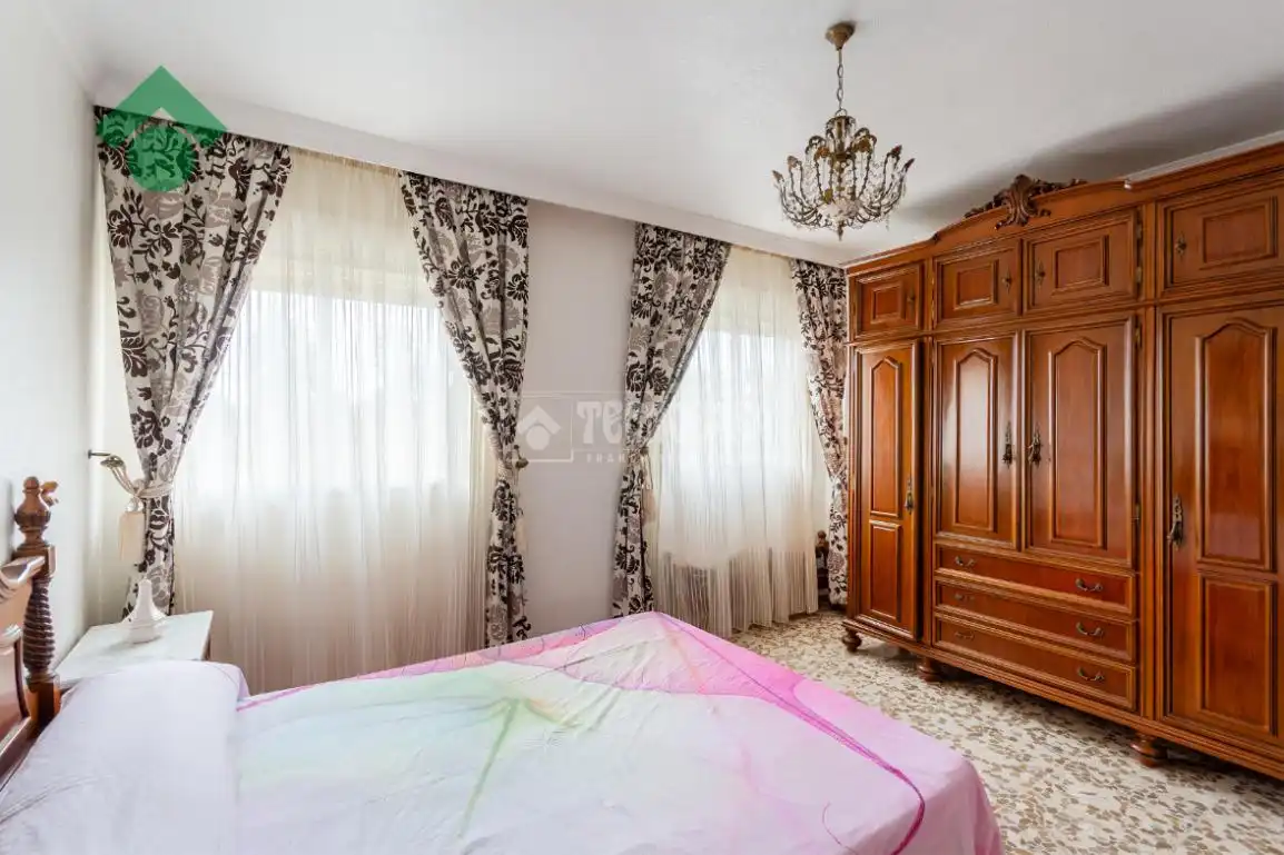 Schlafzimmer von Wohnung zum Verkauf in Almuñécar mit Möbliert und Balkon
