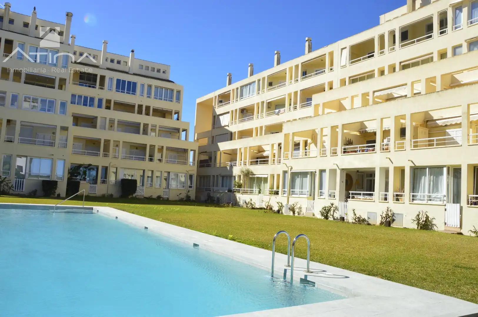 Außenansicht von Maisonette zum Verkauf in Jávea / Xàbia mit Klimaanlage, Heizung und Privatgarten