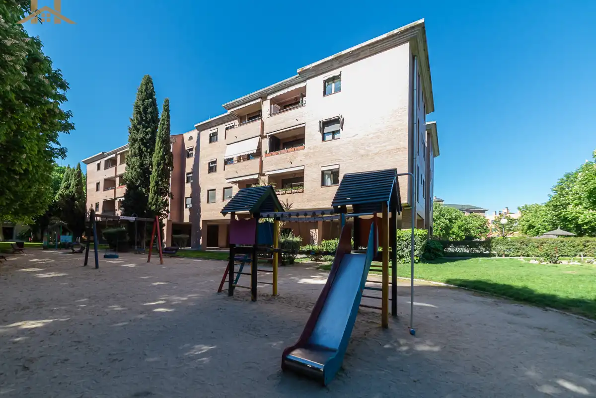 Vista exterior de Piso en venta en Madrid con Aire acondicionado, Calefacción y Terraza