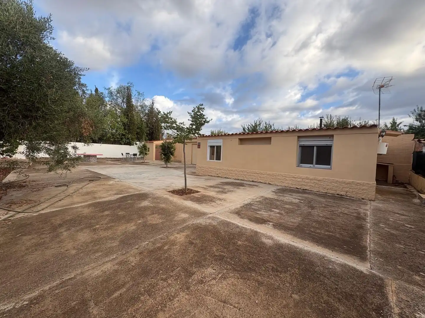 Detached house with pool for sale in Urbanizaciones