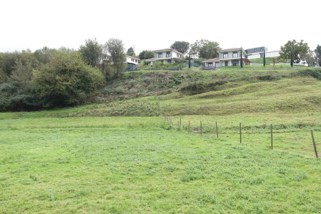 Terreno en Venta en Oruña