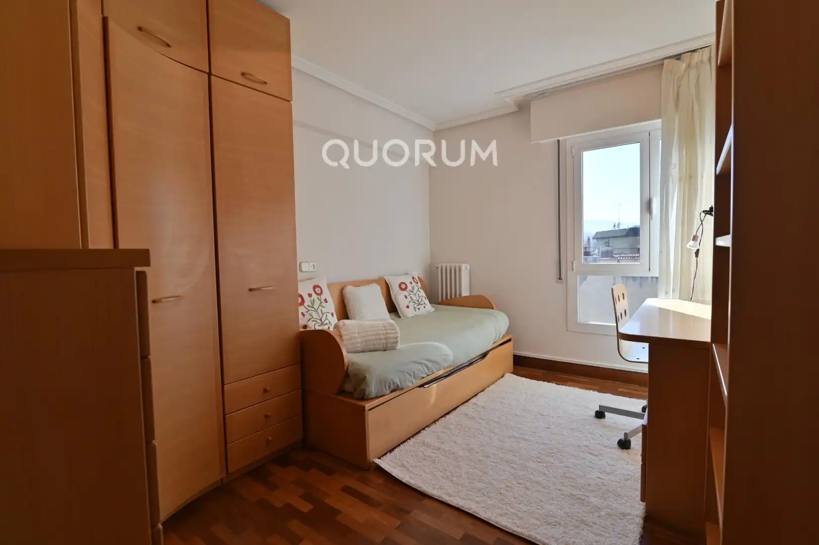 Habitación de Piso de alquiler en Uribarri