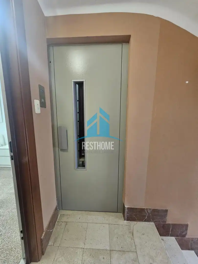 Appartamento con terrazza in vendita a Ciutat Vella, imagen 55