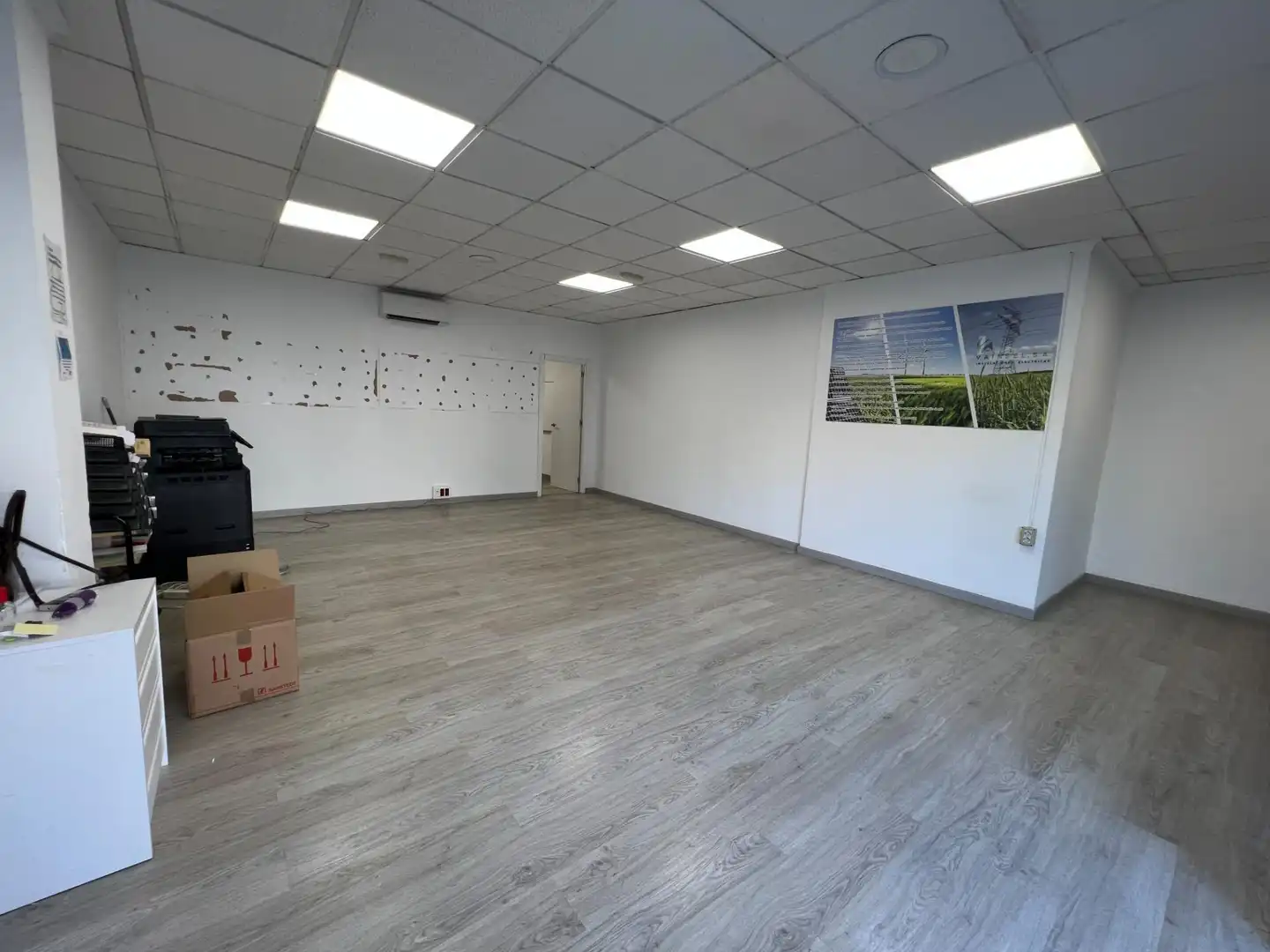 Local en venta en La Pobla de Vallbona