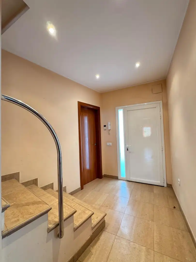 Casa amb terrassa en venda a La Torre de Claramunt, imagen 52
