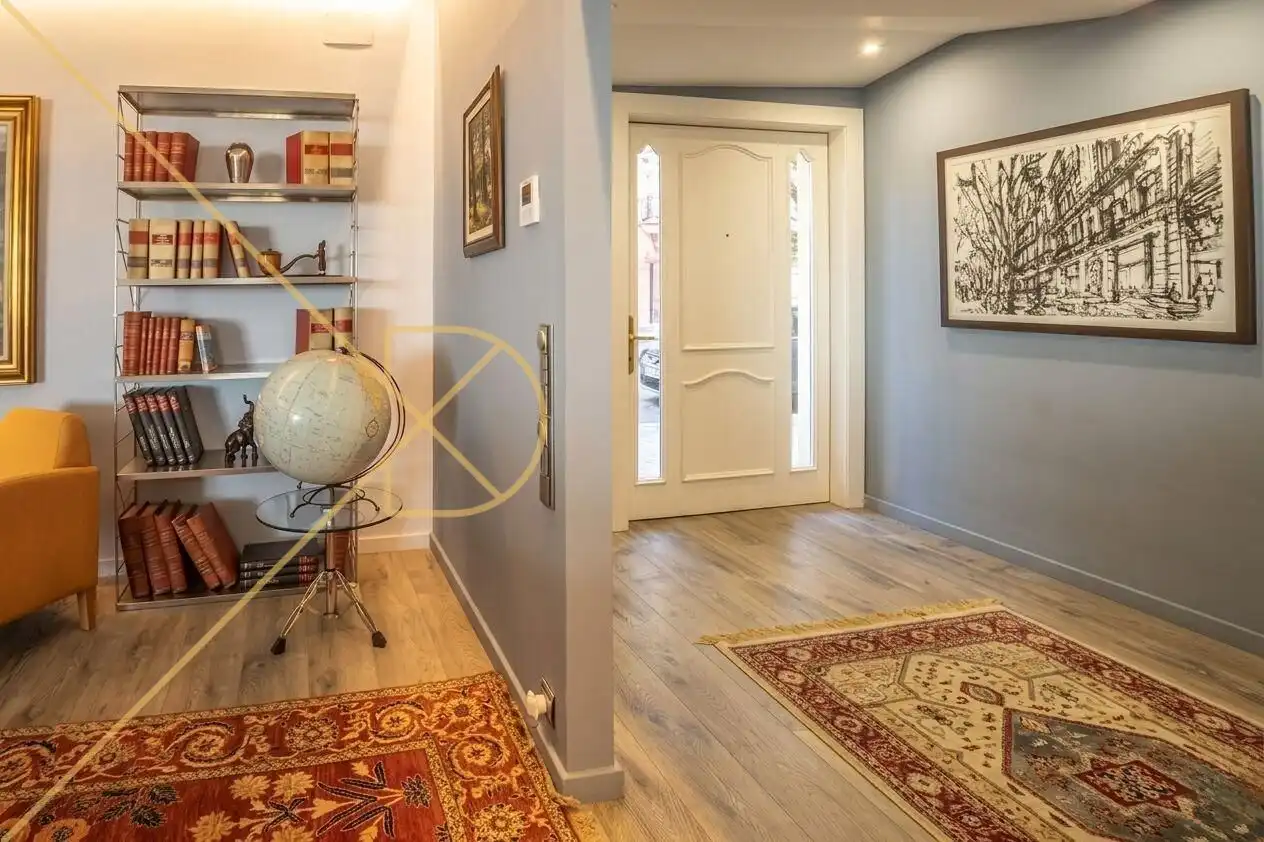 Wohnung zum Verkauf in Barcelona mit Parkett