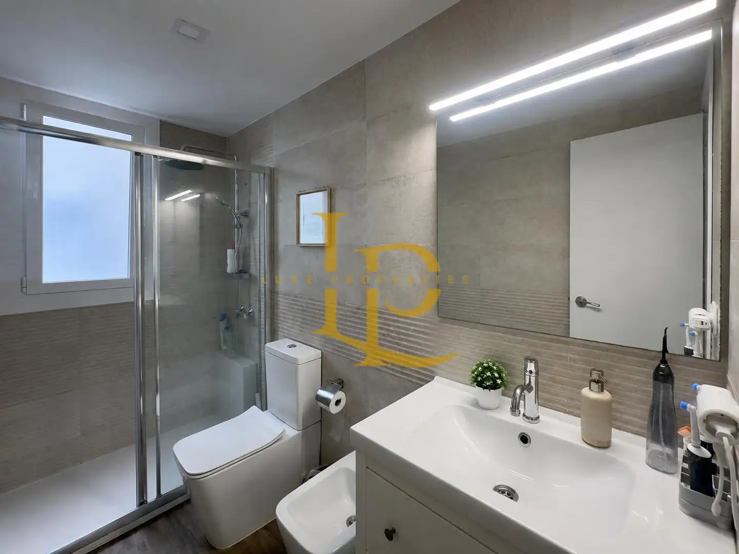 Baño de Piso en venta en Rubí con Aire acondicionado, Calefacción y Parquet