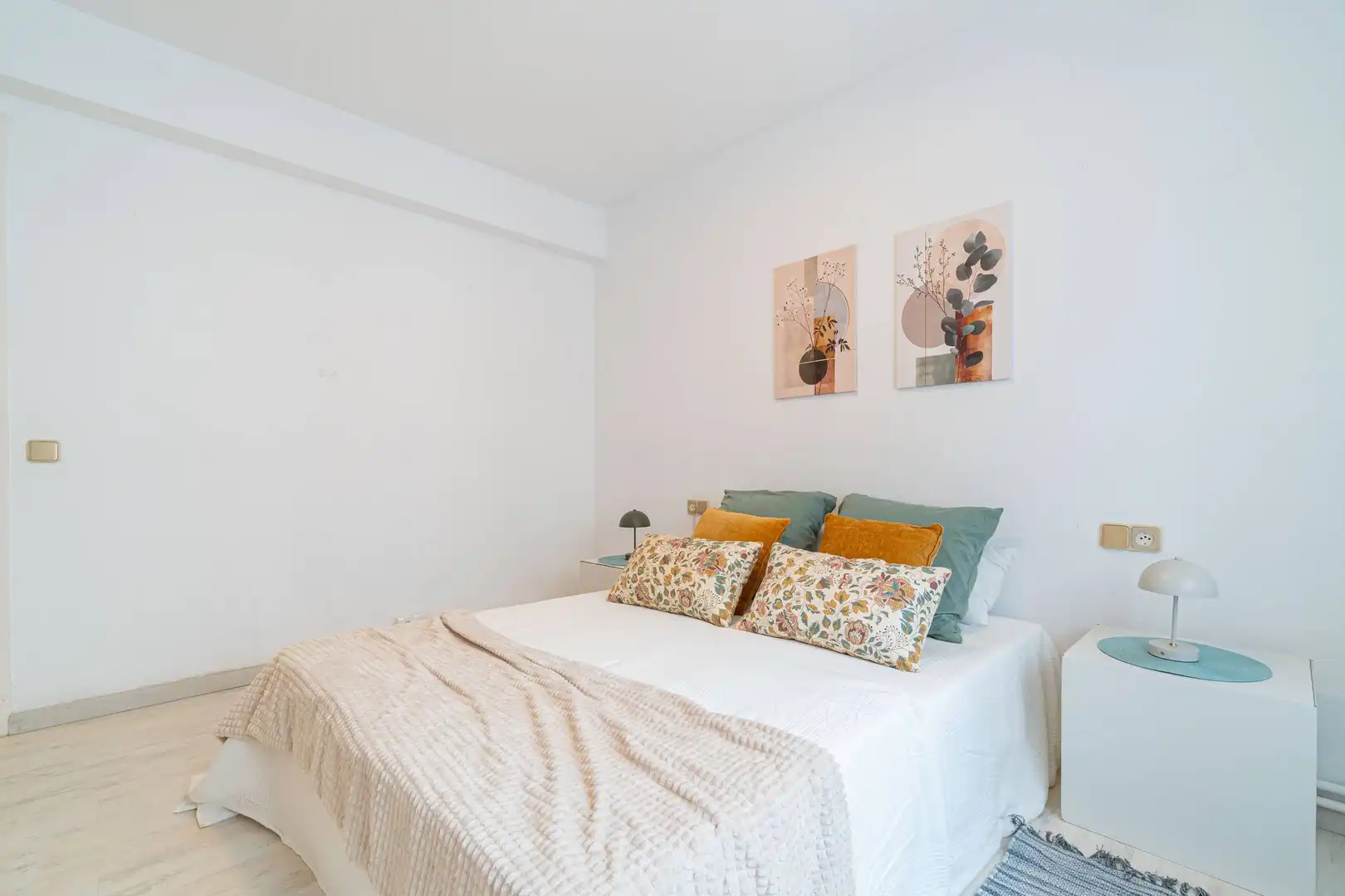 Bedroom of Apartments for sale in Centre