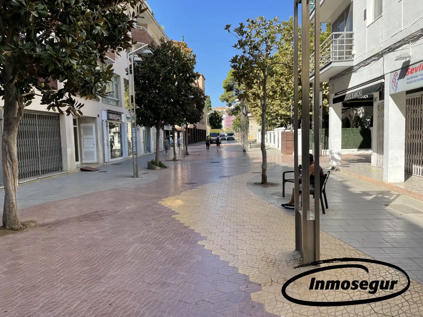 Vista exterior de Local en venta en Salou