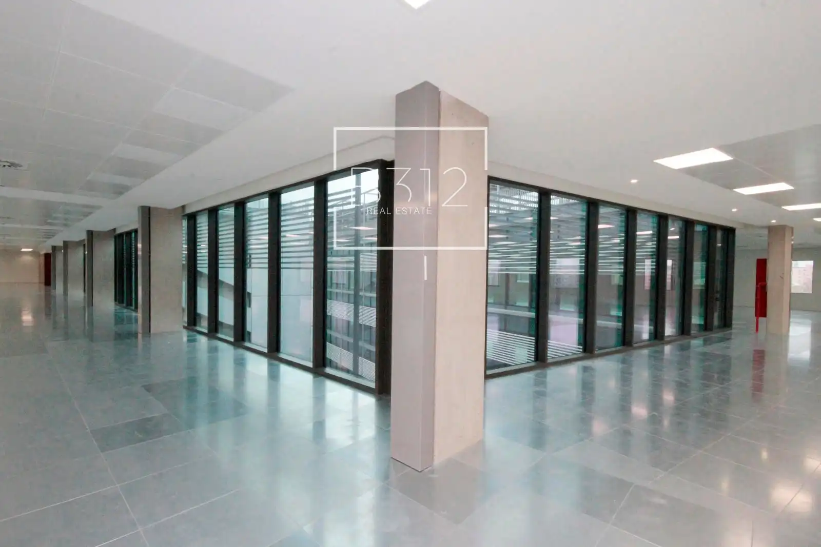 Ufficio con ascensore in affitto a Pere IV 416, imagen 2