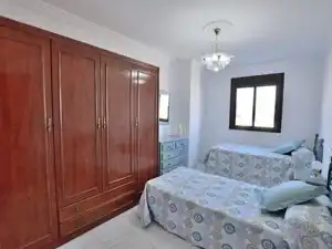 Habitación de Piso de alquiler en Ronda con Amueblado