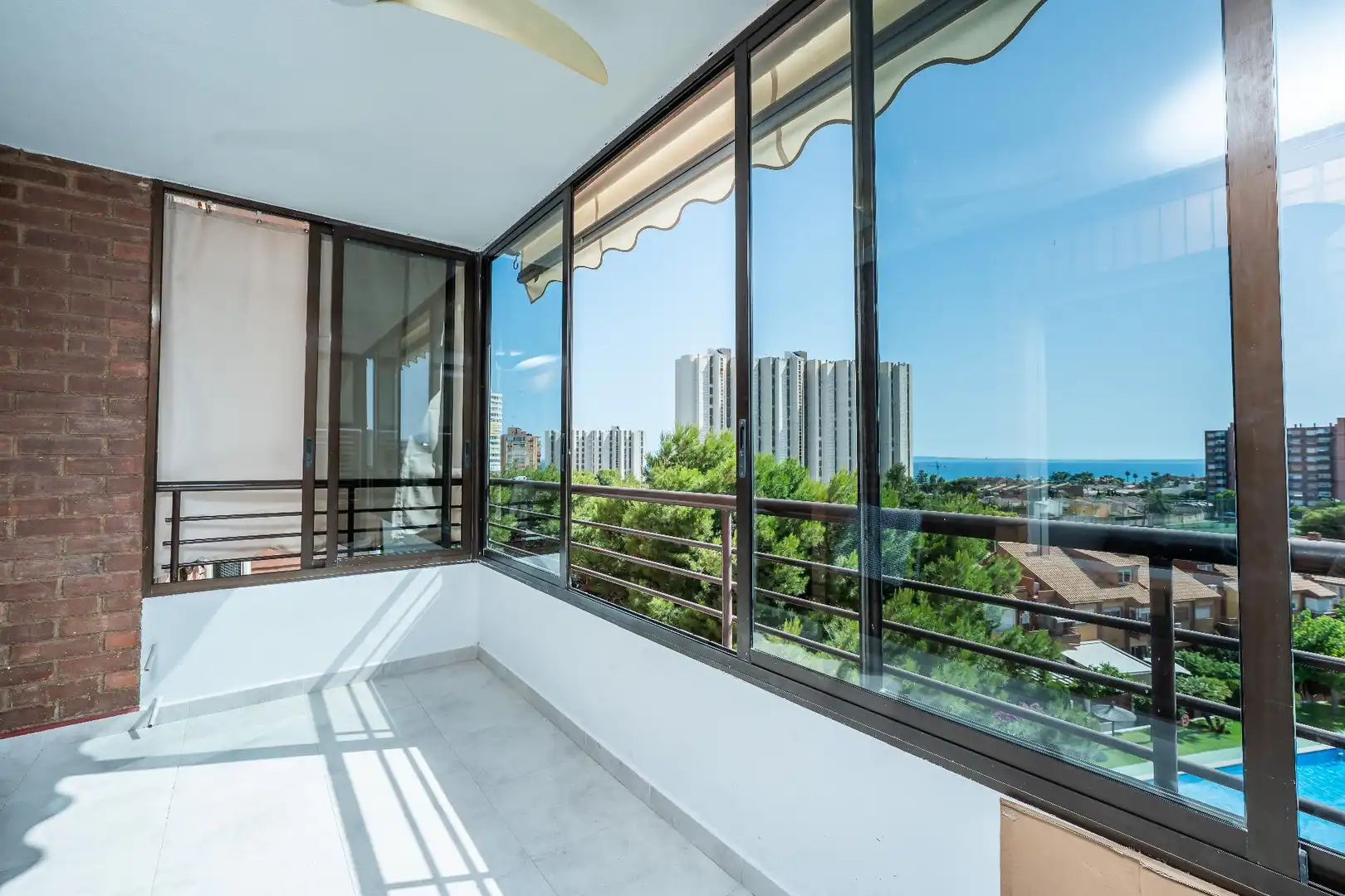 Terraza de Apartamento en venta en Alicante / Alacant con Piscina comunitaria