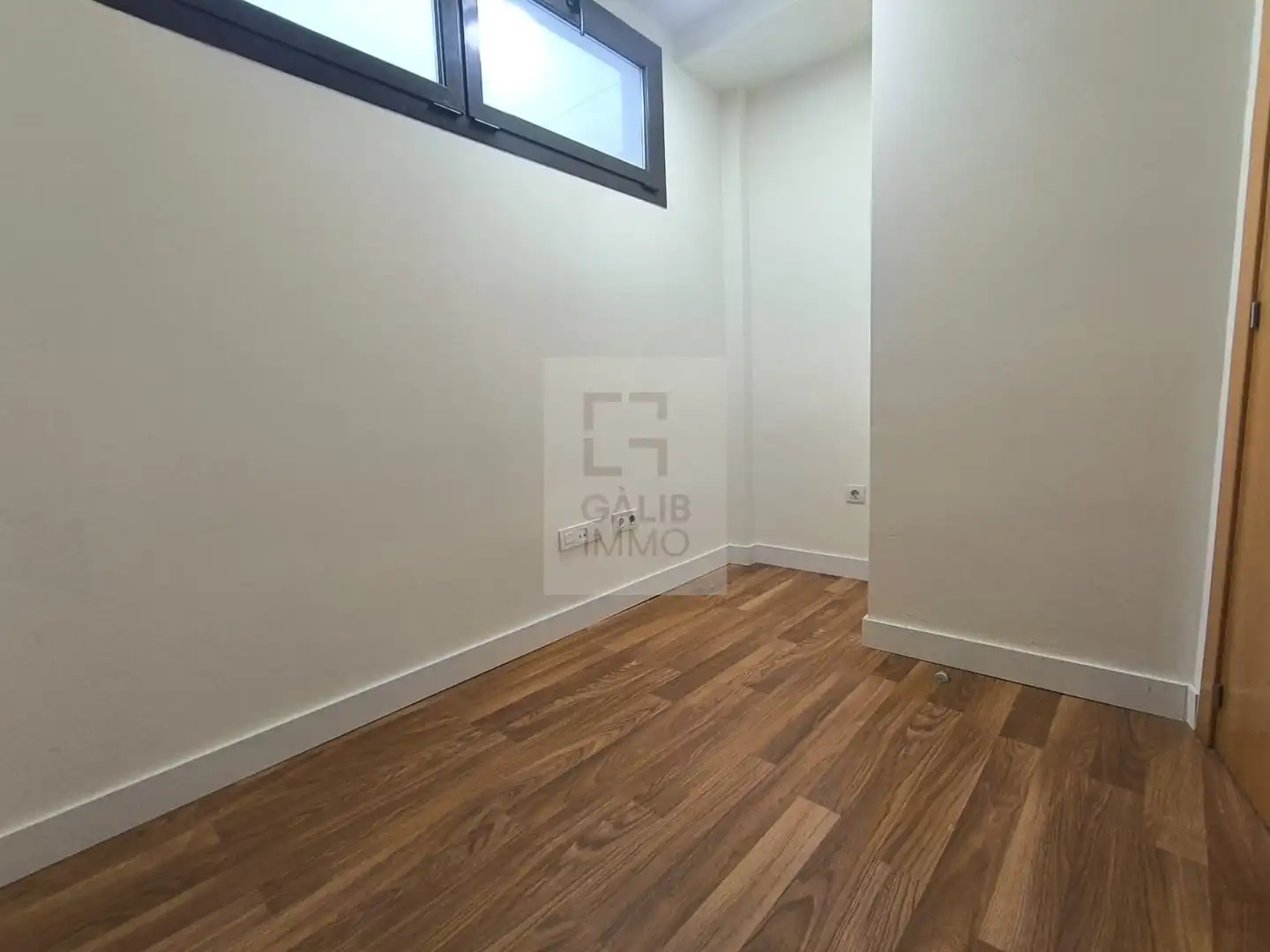 Piso con terraza en venta en Eixample - Horta Capallera, imagen 8