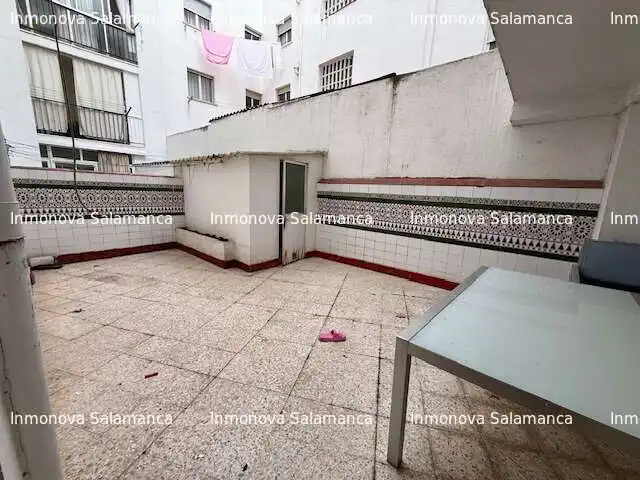 Exterior view of Flat for share in Salamanca  with Heating, Terrace and Furnished