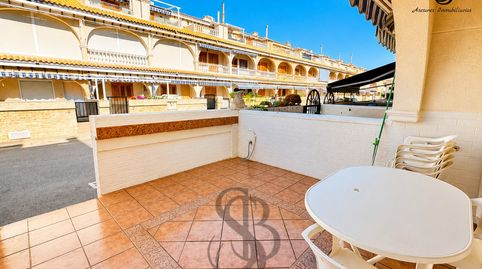 Foto 2 de Casa adosada en venda a Carrer del Cadafal, 18, Playa Tamarit - Playa Lissa, Santa Pola