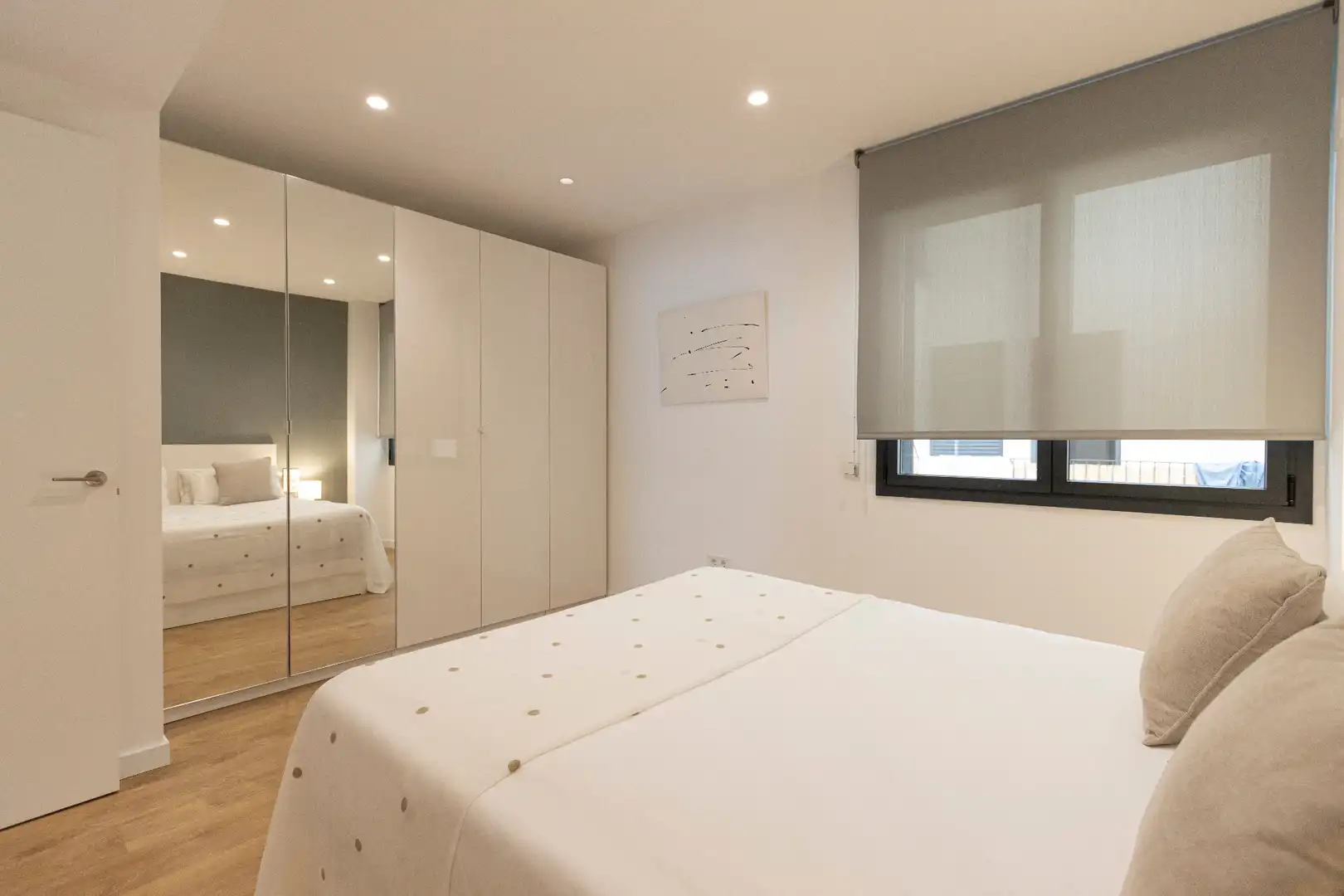 Bedroom of Duplexes for sale in Barcelona  with Air Conditioner, Heating and Parquet flooring