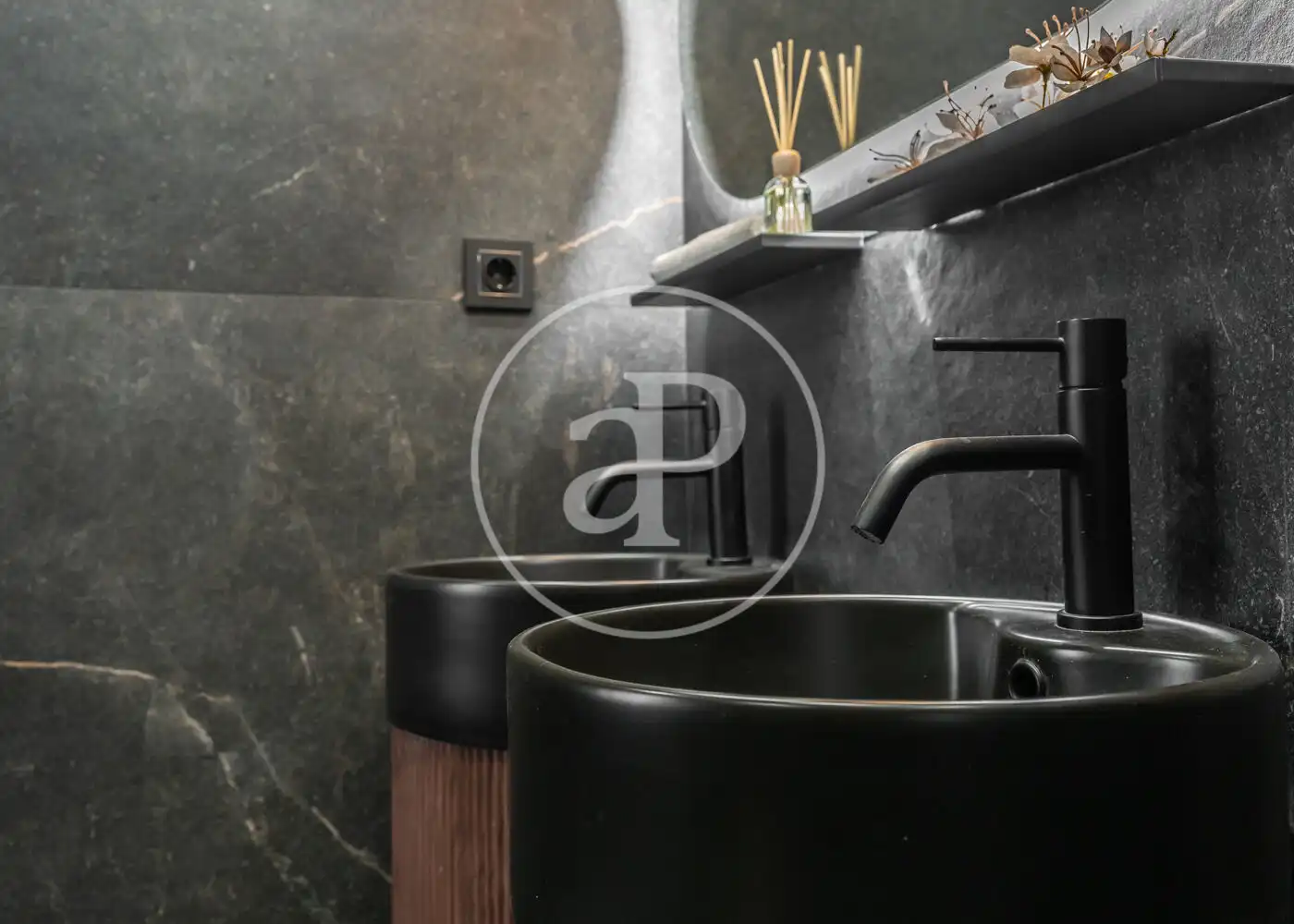 Baño de Piso en venta en Madrid con Aire acondicionado y Calefacción