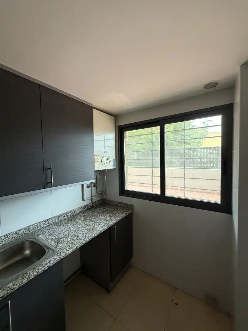 Cocina de Piso en venta en Paterna con Aire acondicionado, Terraza y Trastero