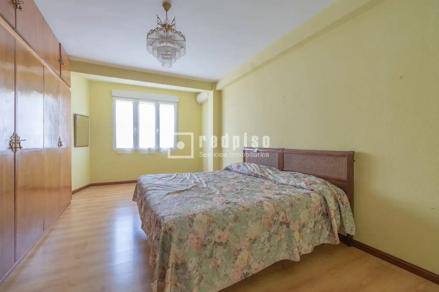 Schlafzimmer von Wohnung zum Verkauf in Madrid mit Klimaanlage, Heizung und Terrasse
