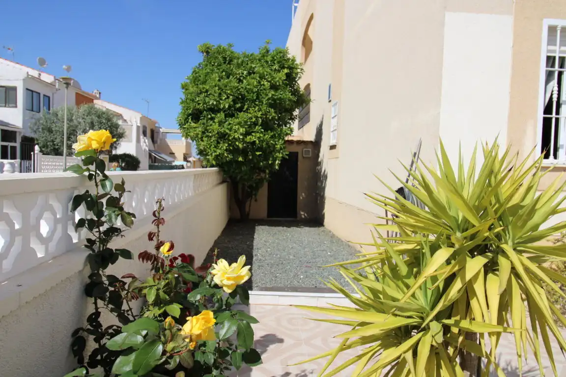 Casa o chalet en venta en Calle Rodrigo, Zona Carrefour - Urbanizaciones