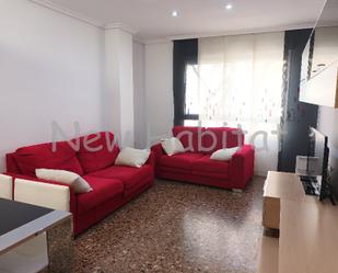 Sala d'estar de Pis en venda en Castellón de la Plana / Castelló de la Plana amb Aire condicionat i Traster